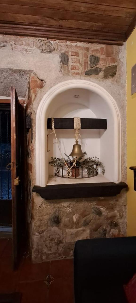 Hotel Posada Gutierrez Antigua Dış mekan fotoğraf